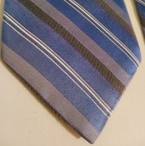Tie Calvin Klein